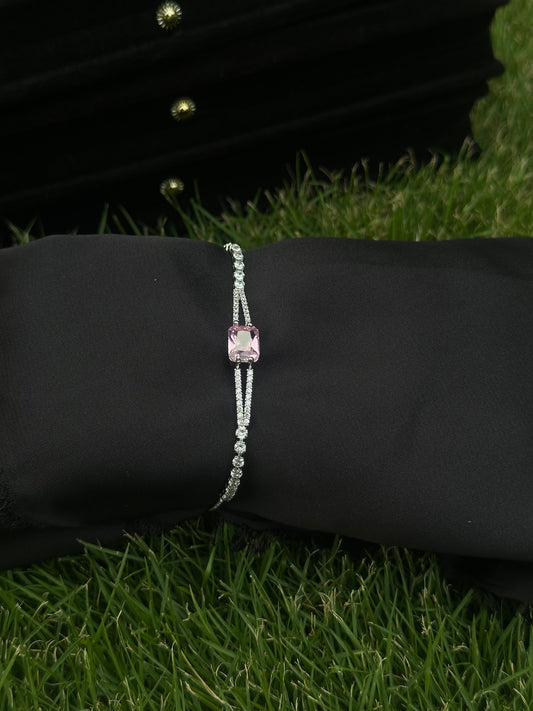 Radiant Round Crystal Bracelet – A Touch of Elegance