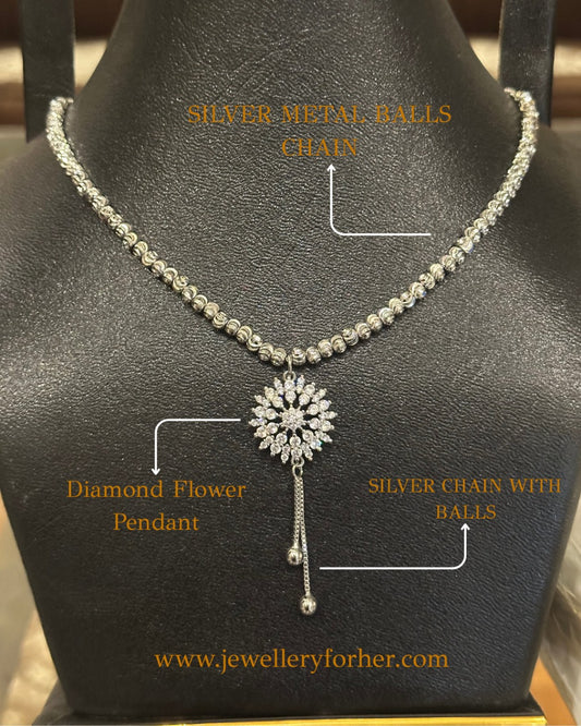 Radiant Bloom Necklace – Silver Stainless Chain with Diamond Flower Pendant